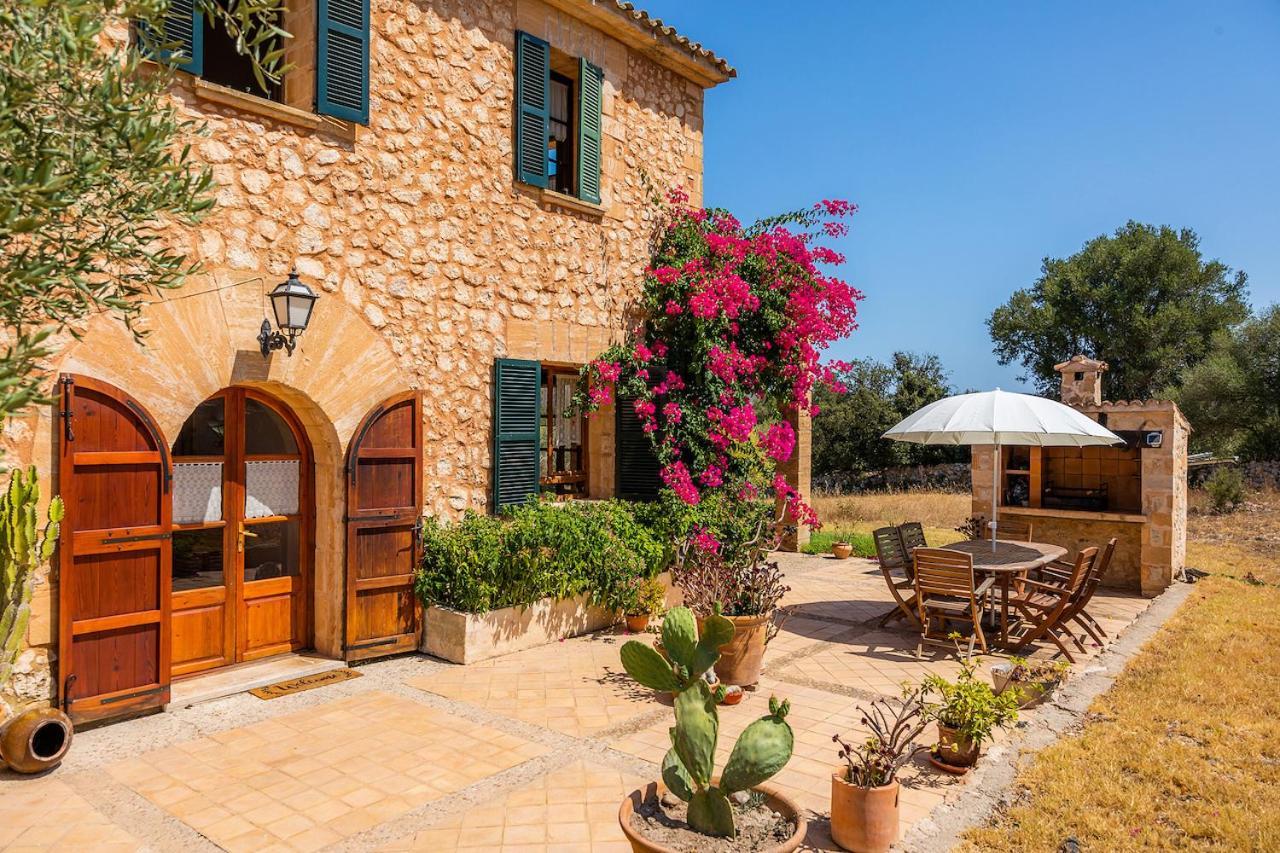 Rural Carboneta Con Piscina Y Gran Jardin